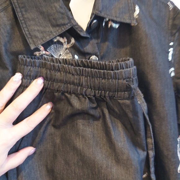 Long sleeved shirt and pant set - Picture 5 of 5